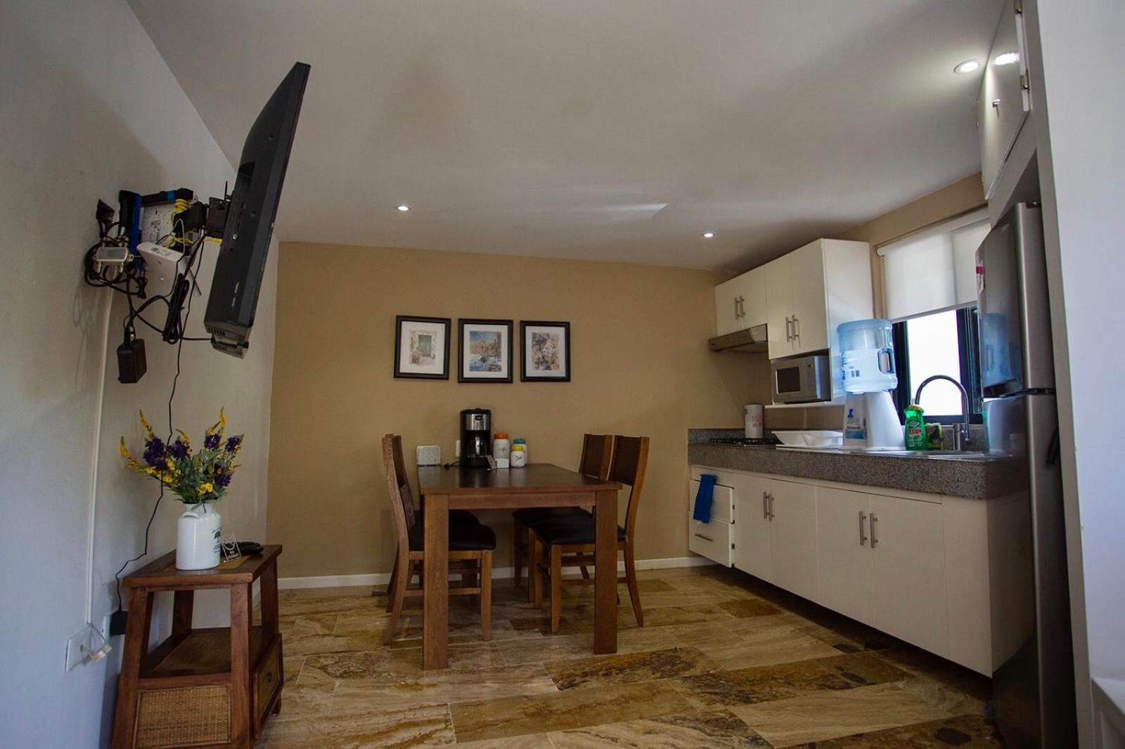 Loft With Pool - A Few Steps From The Beach! 칸쿤 외부 사진